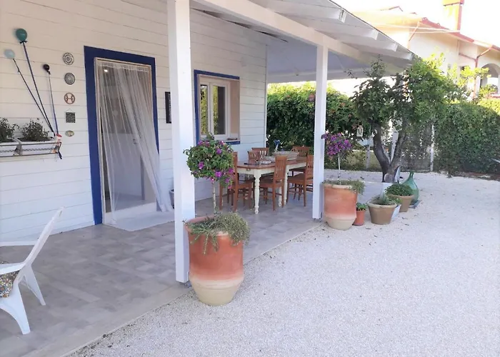 Gli Oleandri Bed & Breakfast 3*