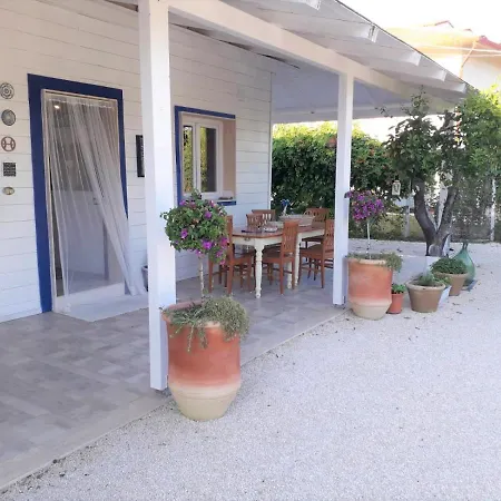 Gli Oleandri Bed & Breakfast *